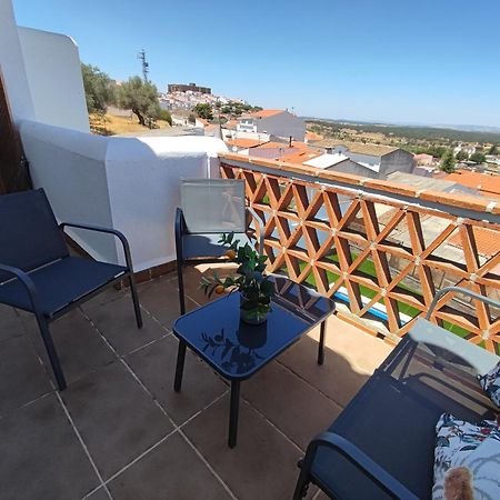 La Martela De Segura Apartamento Rural Piscina Segura de Leon Екстер'єр фото