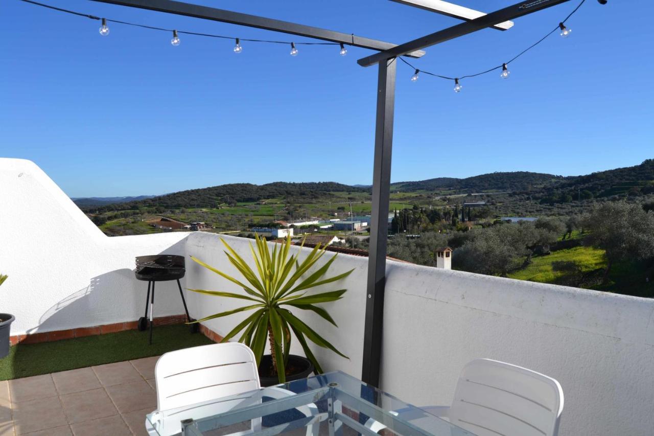 La Martela De Segura Apartamento Rural Piscina Segura de Leon Екстер'єр фото