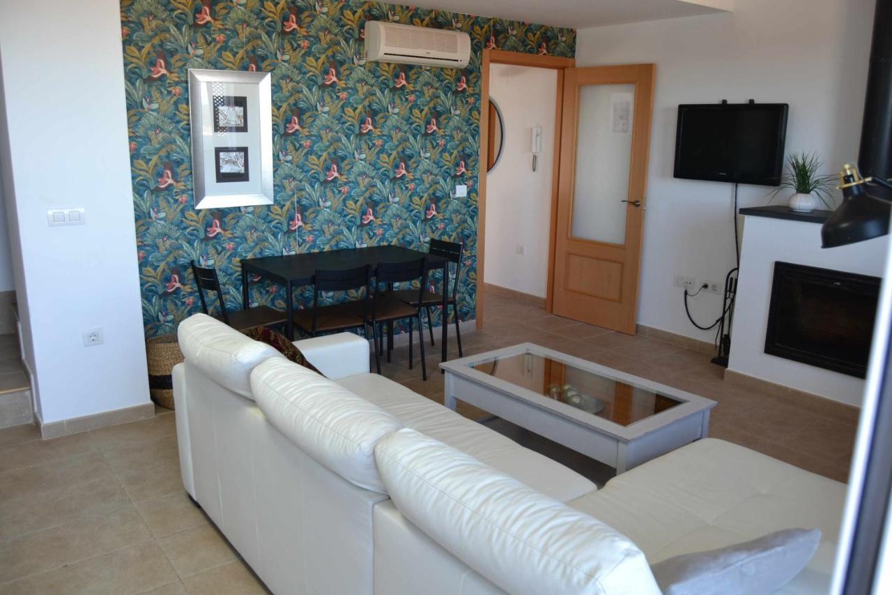 La Martela De Segura Apartamento Rural Piscina Segura de Leon Екстер'єр фото